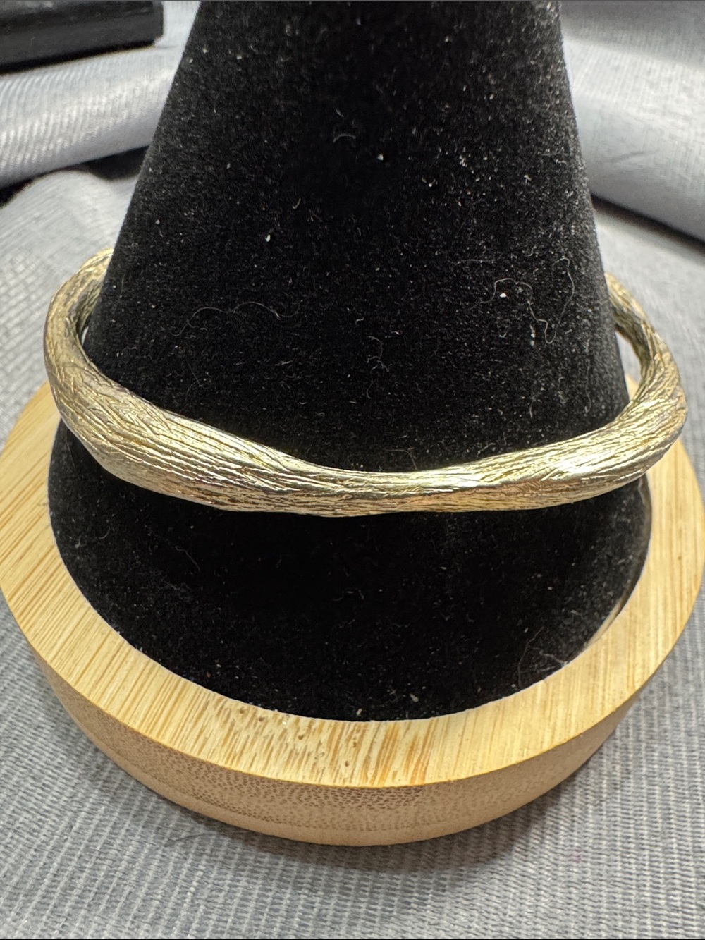 Source Unknown Gold Textured Twisted Bangle Bracelet - Women Jewelry